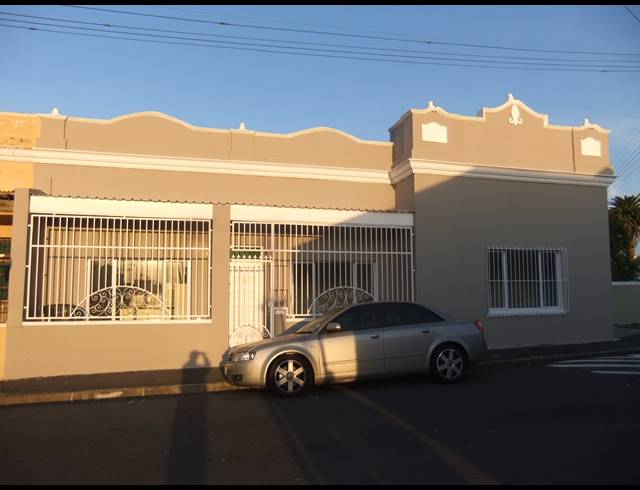 2 bed property to rent in OBSERVATORY