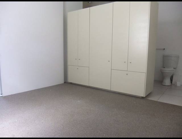 1 bed property to rent in WOODSTOCK