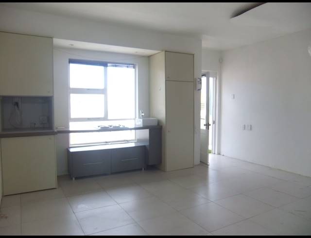 1 bed property to rent in WOODSTOCK