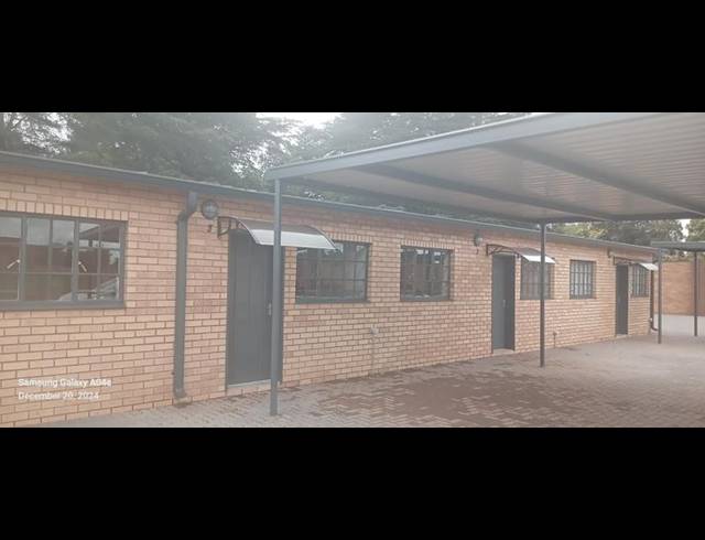 1 BEDROOM PROPERTY TO RENT IN BROADACRES